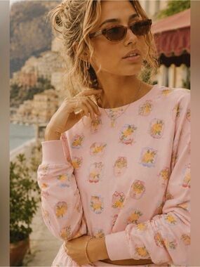 🎀🍋NWOT Peach Love "Lemon🍋Amalfi Coast Cropped Pullover TOP ONLY” Small/P2P 28”